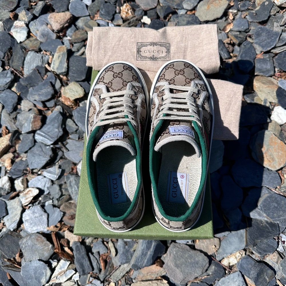 Gucci Sneakers - Picture 5 of 8